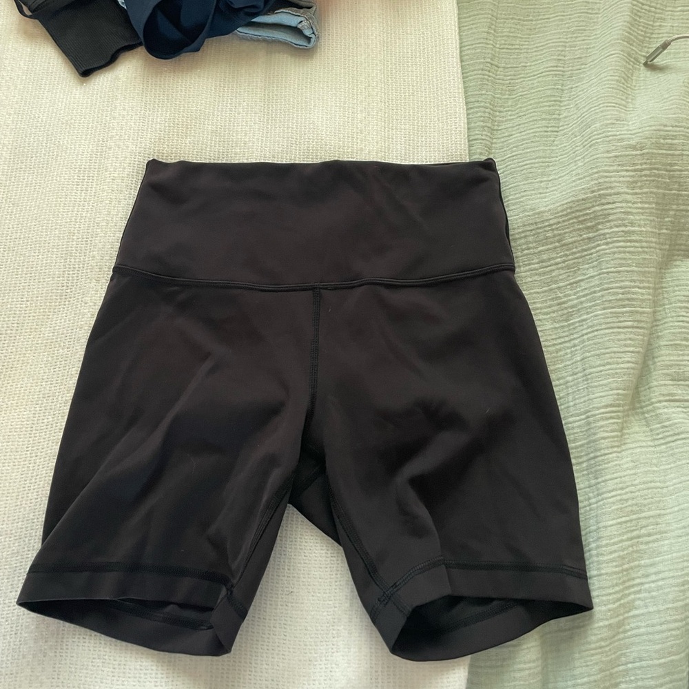 Lulu wunder train biker shorts